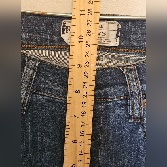 Free People Blue Skinny Jeans Trendy Distressed 26W - Picture 7 of 7